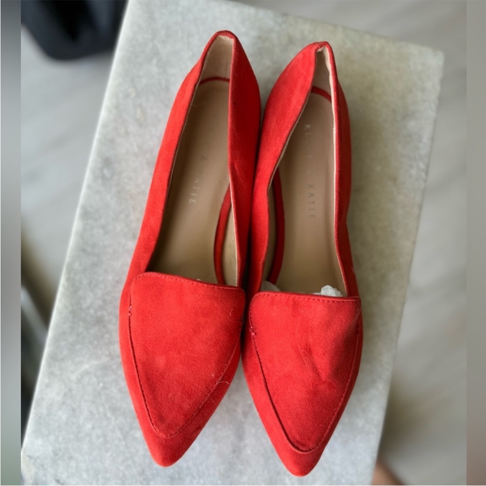 EUC bright red faux suede loafers, pointed-toe
